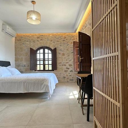 Papanestoras Apartments Kardhamili Bagian luar foto