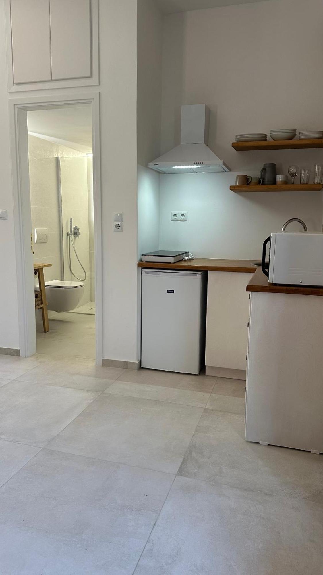 Papanestoras Apartments Kardhamili Bagian luar foto
