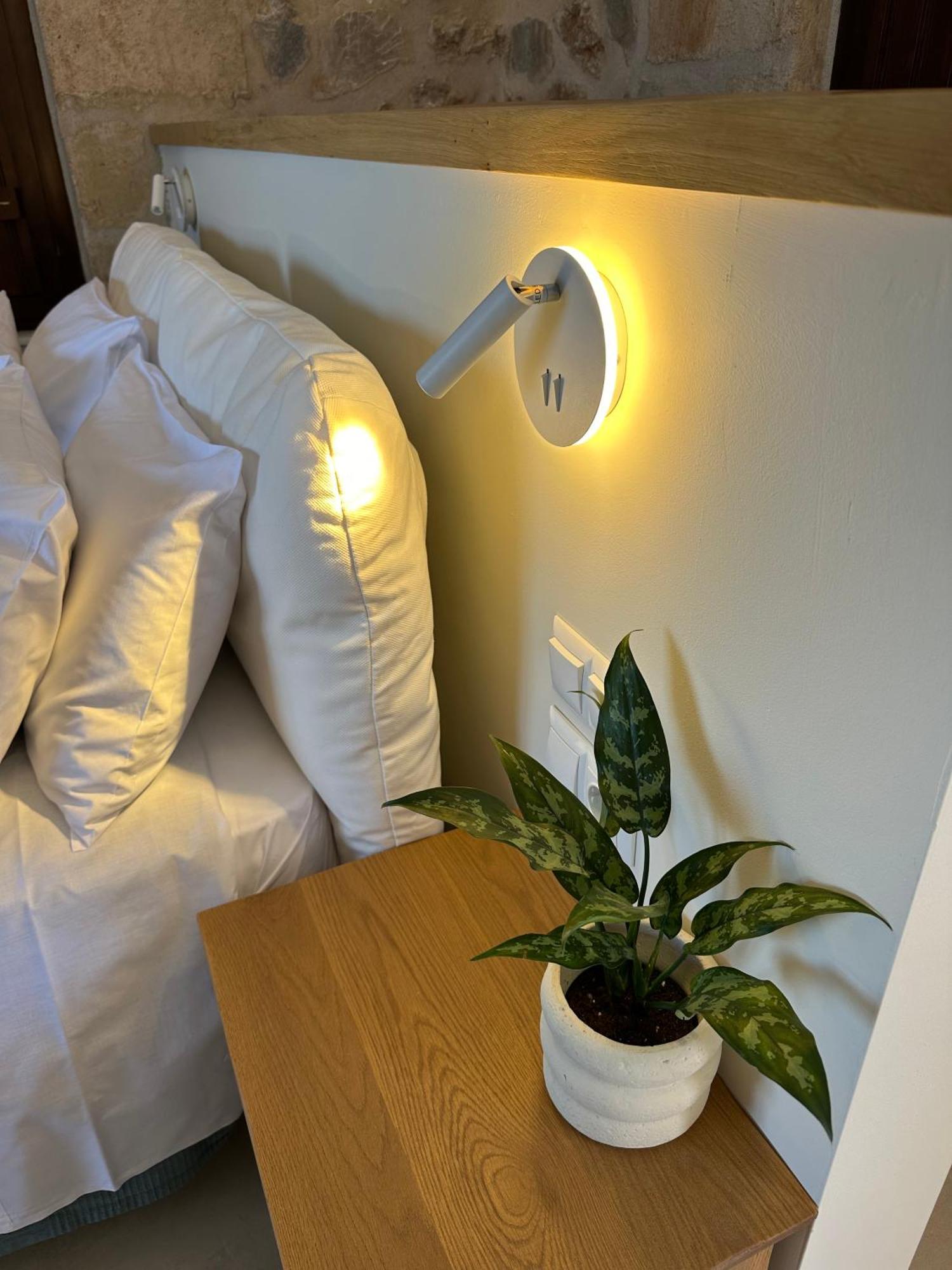 Papanestoras Apartments Kardhamili Bagian luar foto