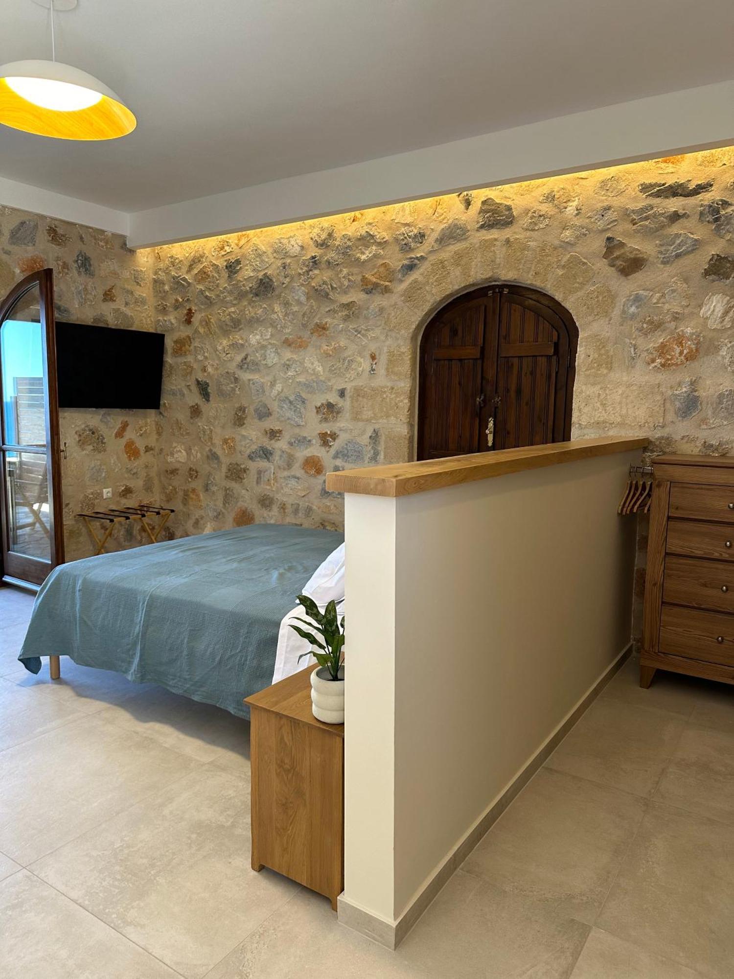 Papanestoras Apartments Kardhamili Bagian luar foto